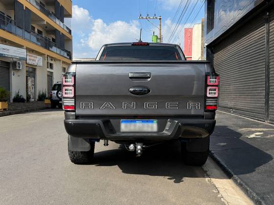 FORD RANGER 2.2 XLS 4X4 CD 16V DIESEL 4P AUTOMÁTICO FORD RANGER 2.2 XLS 4X4 CD 16V DIESEL 4P AUTOMÁTICO